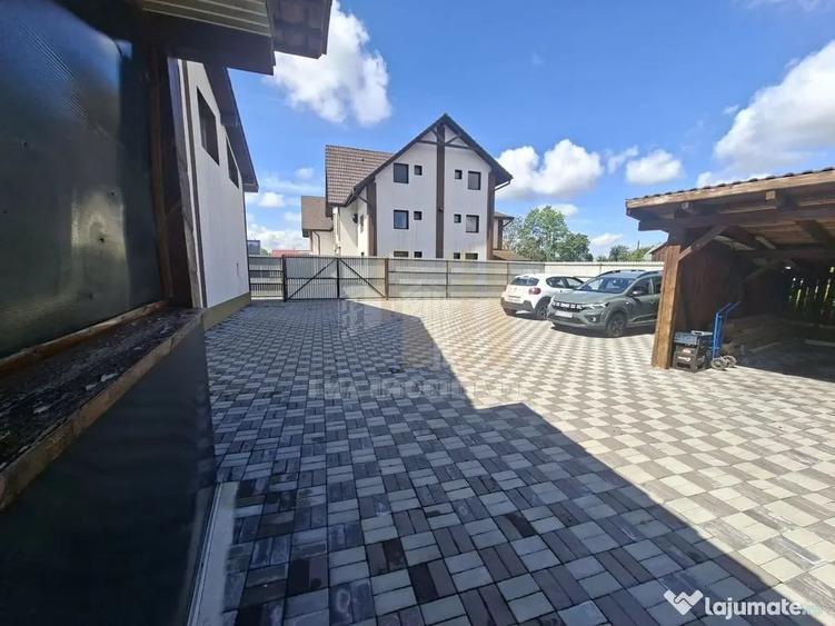 Casă cu 7 camere cu Teren 1650 Mp în Lunca Calnicului