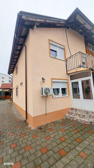 Casă cu 3 camere cu Teren 260 Mp în Malu Mare