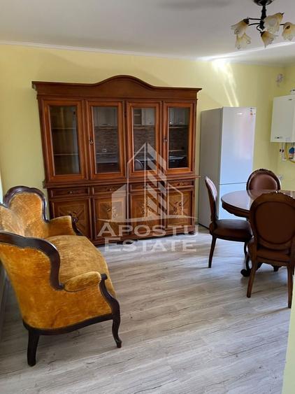 Apartament cu 3 camere semidecomandat în Steaua