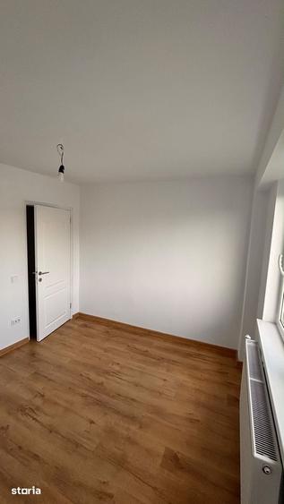 De vanzare apartament 2 camere Cartier Viziru 3 NOU - 8