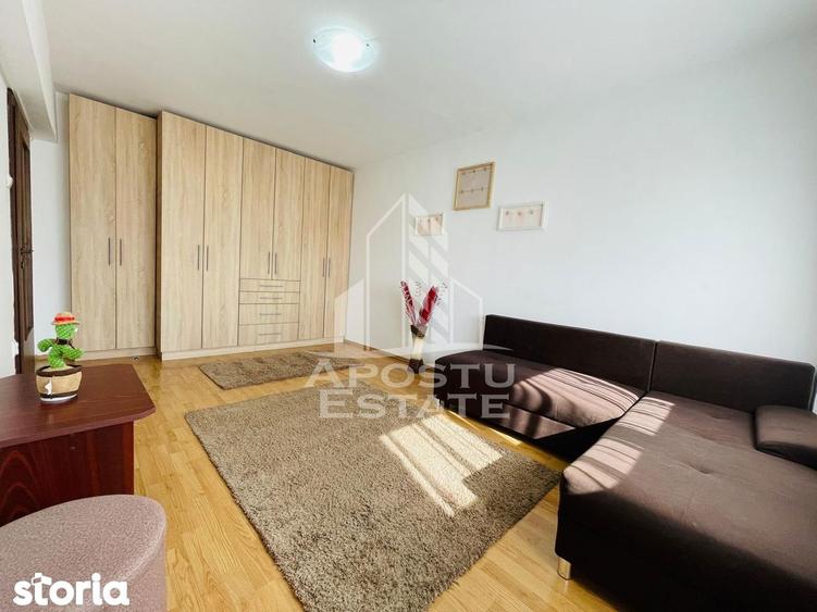 Apartament cu 2 camere semidecomandat în Aurel Vlaicu