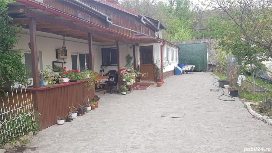 Teren de 1575 mp, în Podul de Fier