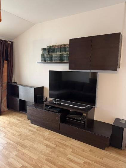 Apartament cu 3 camere decomandat, mobilat în Dumbrăvița