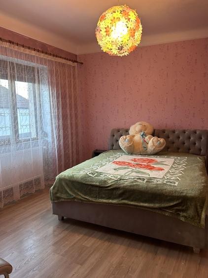 Casă cu 4 camere în Petid