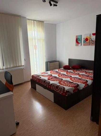 Apartament cu 3 camere semidecomandat în Mănăștur