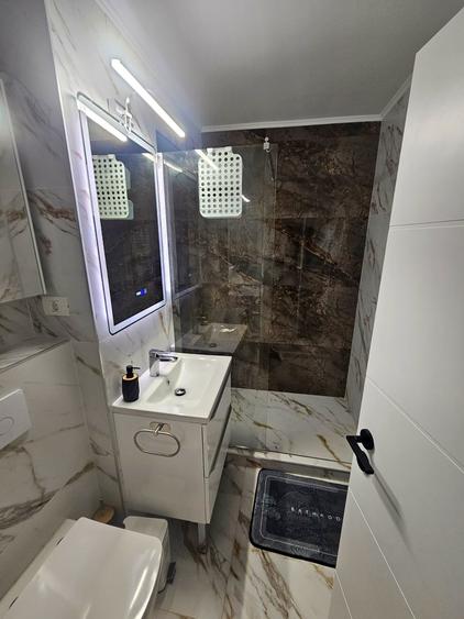 Apartament cu 2 camere decomandat, mobilat în Stadion