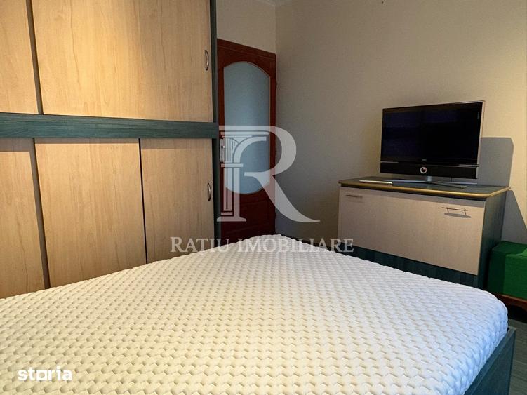 Apartament cu 3 camere semidecomandat în Cantemir