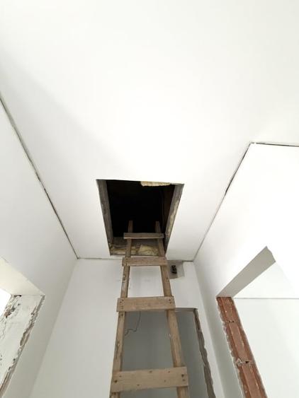 Duplex cu 3 camere cu Canalizare în Urseni
