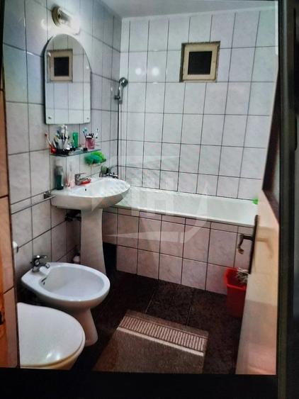 Apartament cu 2 camere decomandat, mobilat în Zorilor