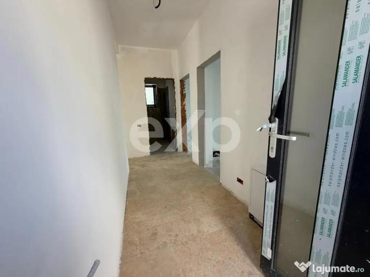 Casă cu 3 camere cu Teren 250 Mp în Clinceni