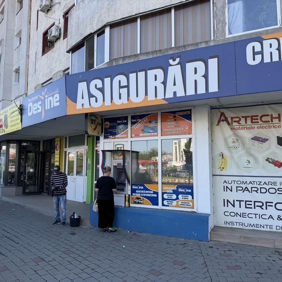 Spațiu comercial, de 28 mp, în Obor