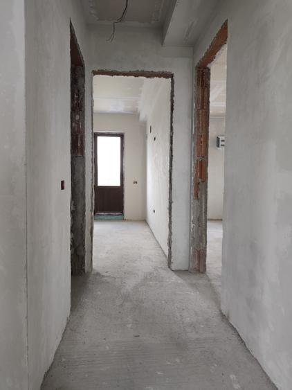 Casă individuală cu 4 camere cu Teren 508 Mp în Ghionea