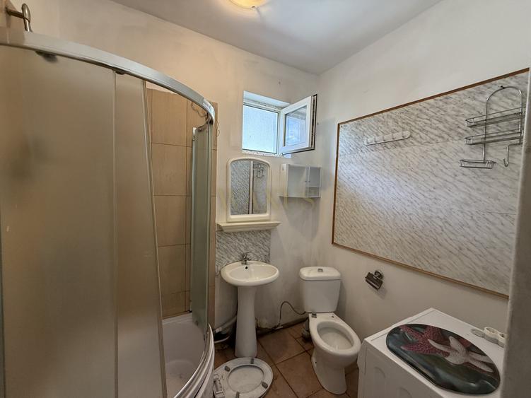 Casă individuală cu 2 camere cu Canalizare în Gruia