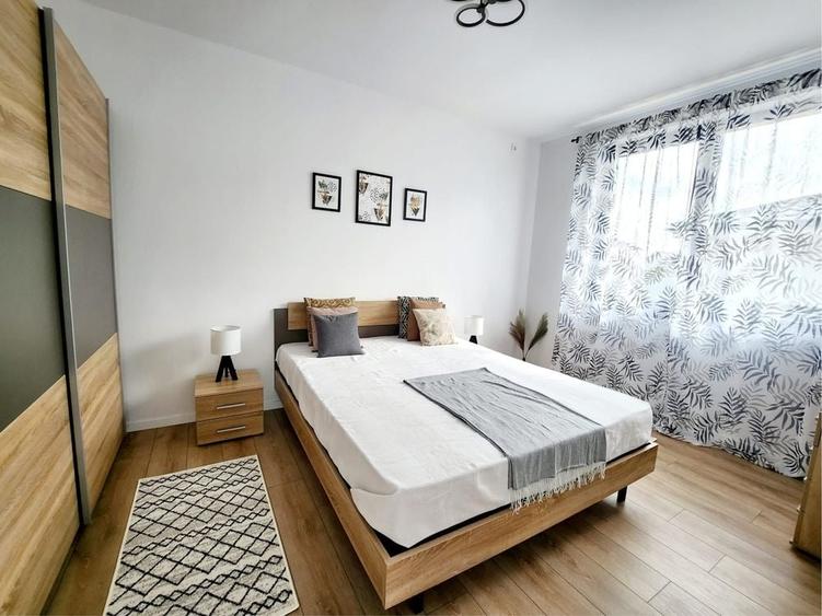 Casă cu 4 camere cu Teren 350 Mp în Tunari