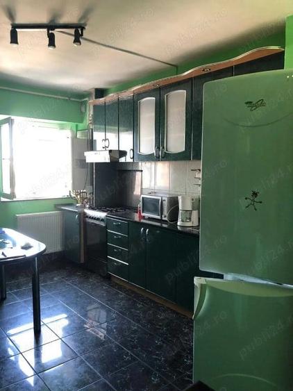 Apartament cu 4 camere decomandat în Aurel Vlaicu