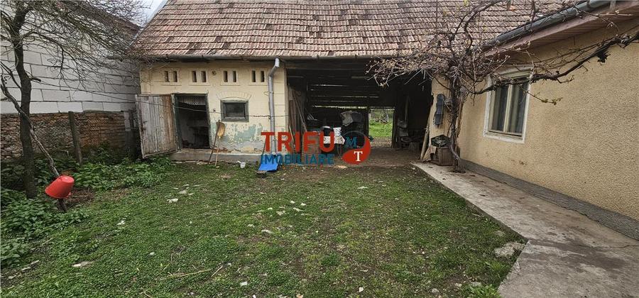 Casă cu 4 camere cu Teren 1660 Mp în Galda de Jos