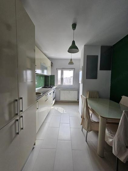 proximitate metrou , renovat + mobilat - 5