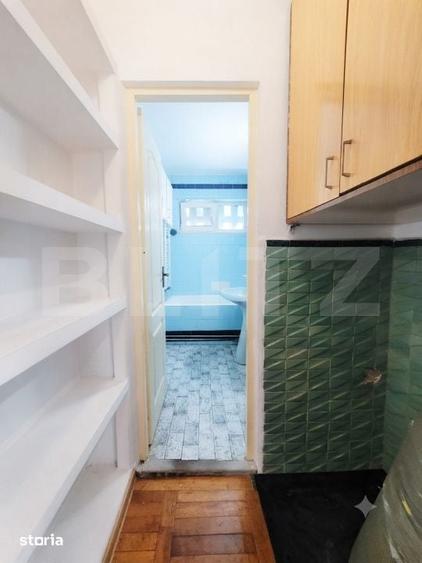 Apartament cu 3 camere semidecomandat în Bucovina