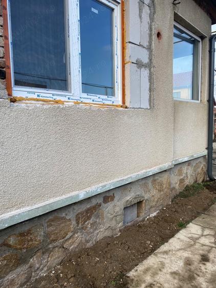 Casă cu 4 camere cu Teren 1000 Mp în Central