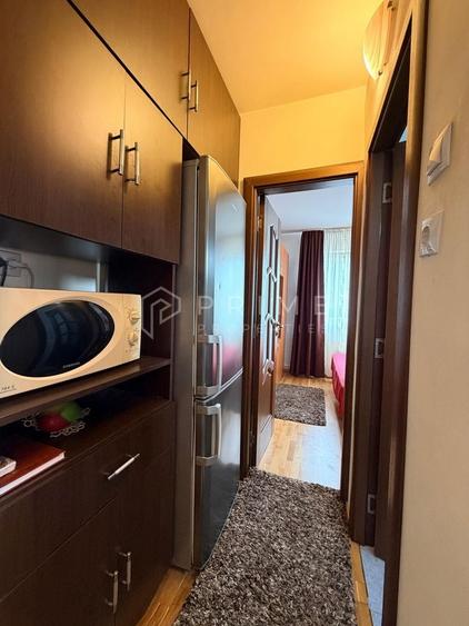 Apartament cu 2 camere decomandat în Dâmbu Pietros