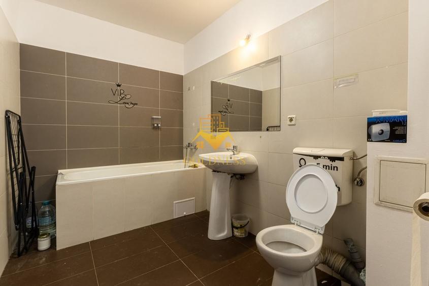Apartament cu 4 camere semidecomandat, mobilat în Calea Turzii