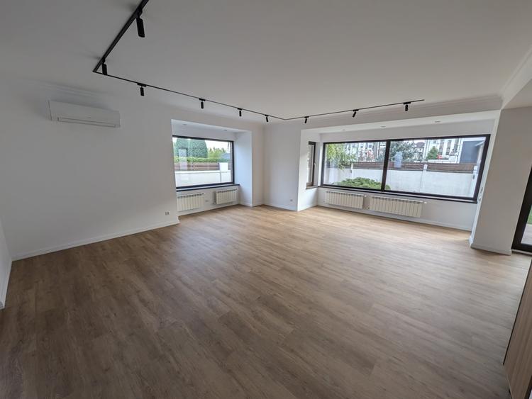 Duplex cu 5 camere cu Canalizare în Otopeni