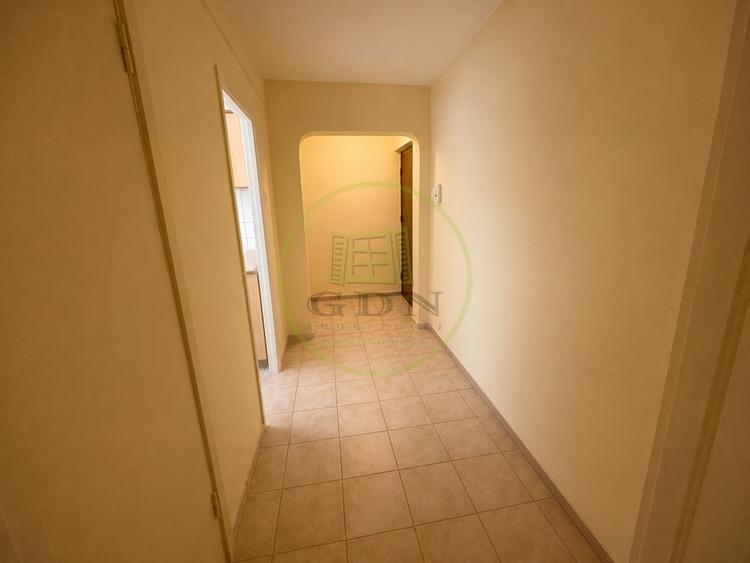 Apartament cu 2 camere semidecomandat în Valea Rosie