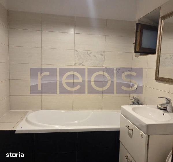 Apartament cu 3 camere decomandat în Dristor