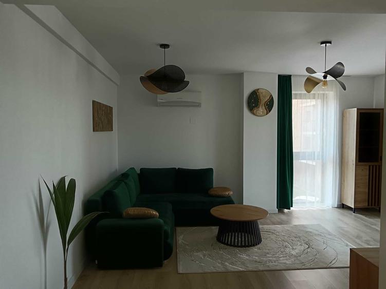 Apartament cu 2 camere decomandat în Exterior Vest