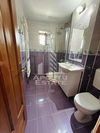 Apartament cu 3 camere semidecomandat în Complex Studențesc