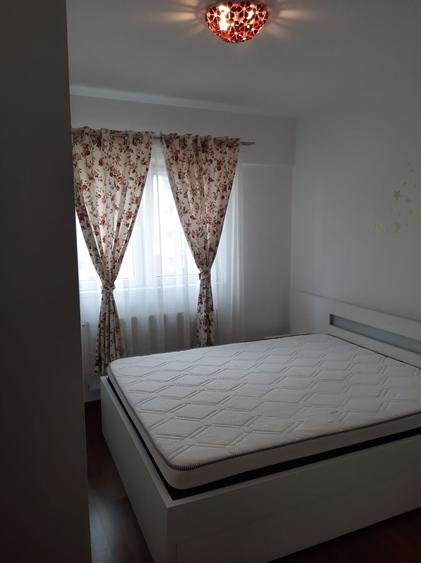 Apartament cu 2 camere decomandat în Petru Rareș