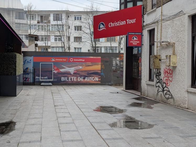 Spațiu comercial, de 76.599998474121 mp, în Central