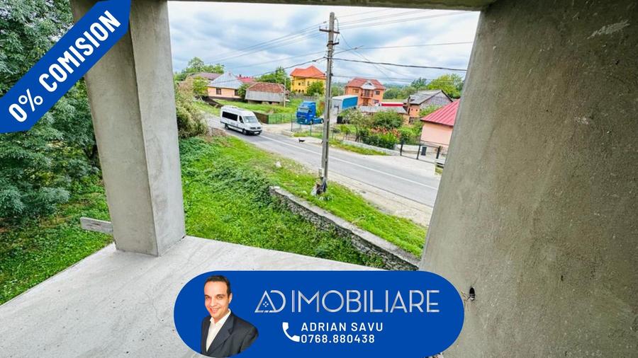 Casă individuală cu 8 camere cu Teren 680 Mp în Baia de Fier