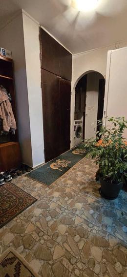 De vanzare apartament 2 camere - 2