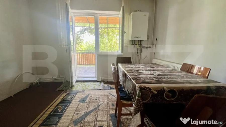 Casă cu 3 camere cu Teren 374 Mp în Central