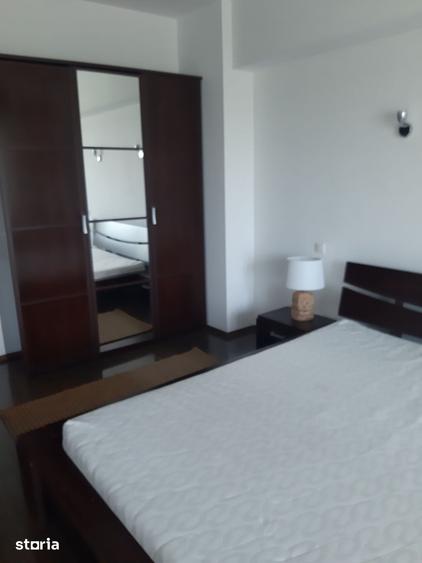 Apartament cu 3 camere în Plopilor