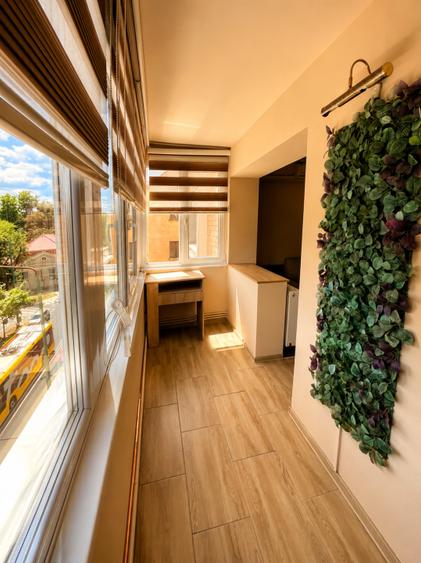 Apartament cu 2 camere semidecomandat, mobilat în Ultracentral