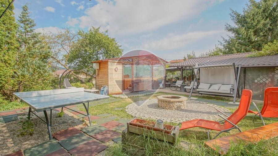 Comision 0%! Vila Patricia, pensiune Breaza | teren tenis | ciubăr - 44