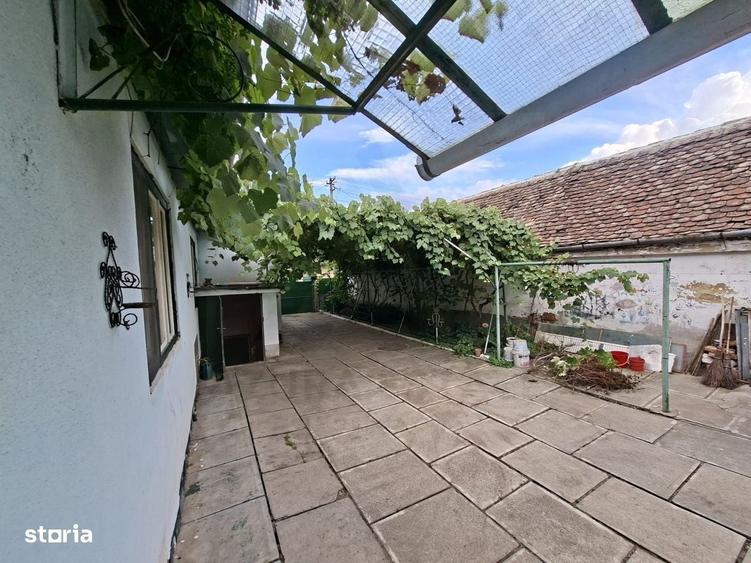 Casă cu 3 camere în Țiglari
