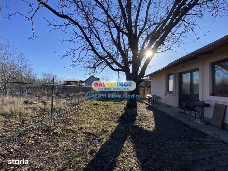 Casă cu 4 camere cu Teren 500 Mp în Central