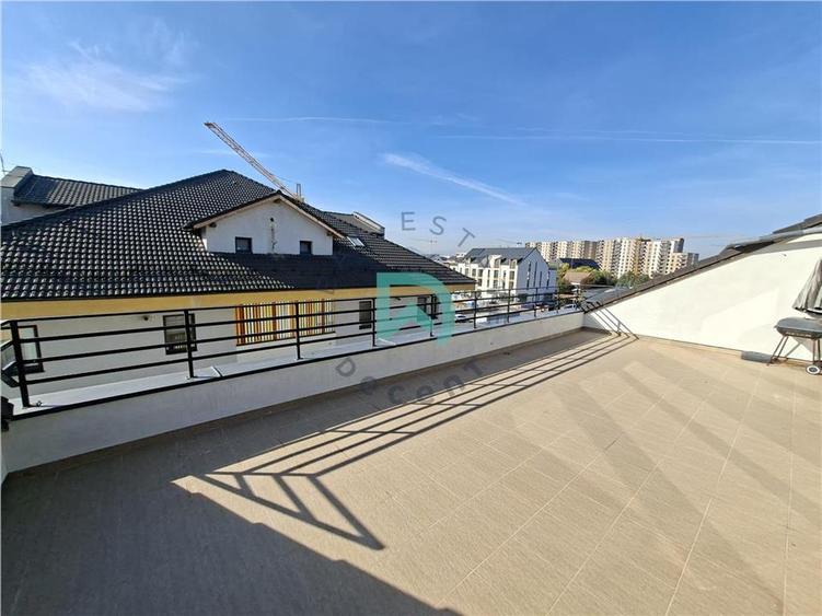 Apartament cu 4 camere decomandat în Tractorul