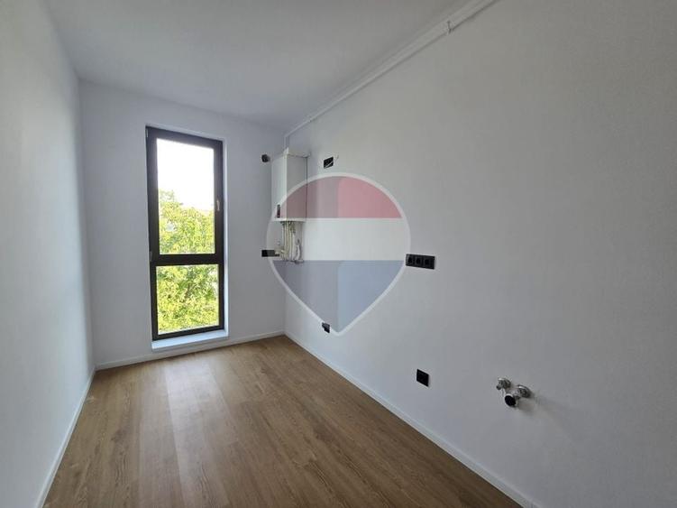 Apartament cu 2 camere semidecomandat în Florești