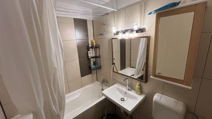 Apartament cu 2 camere semidecomandat, mobilat în Crângași