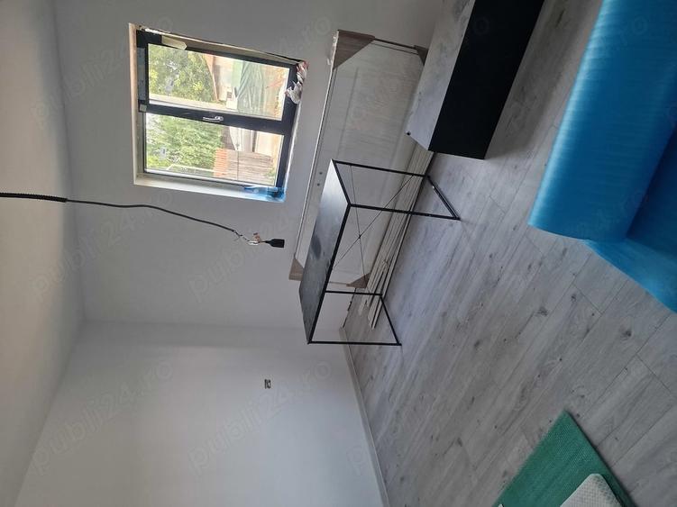 Casă cu 3 camere cu Teren 1000 Mp în Central