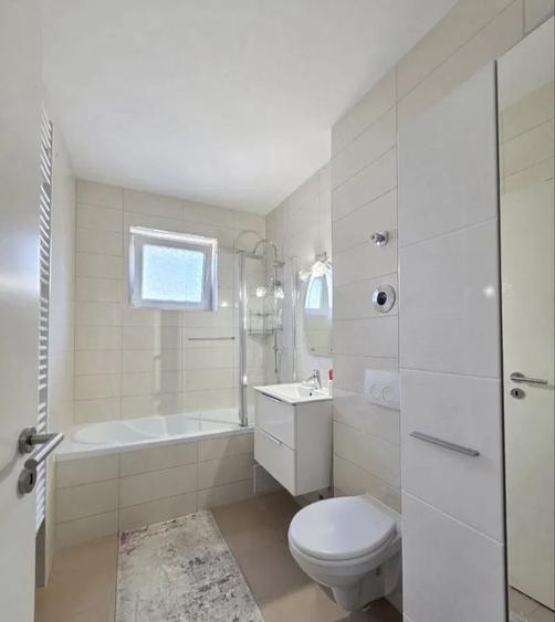 Apartament cu 2 camere decomandat în Avantgarden