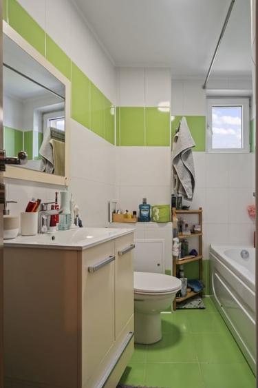 Apartament cu 3 camere decomandat, mobilat în Otopeni
