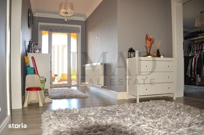 Casă cu 4 camere în Săteni