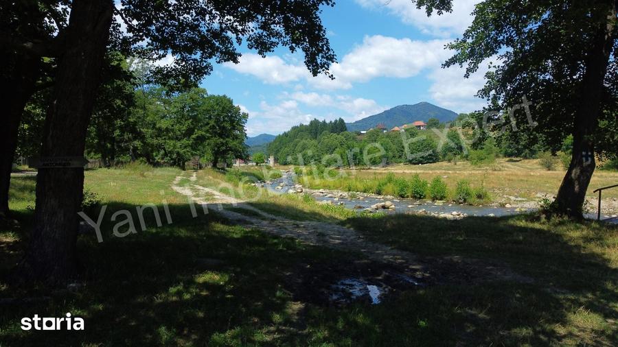 Teren de 3000 mp, în Corbeni