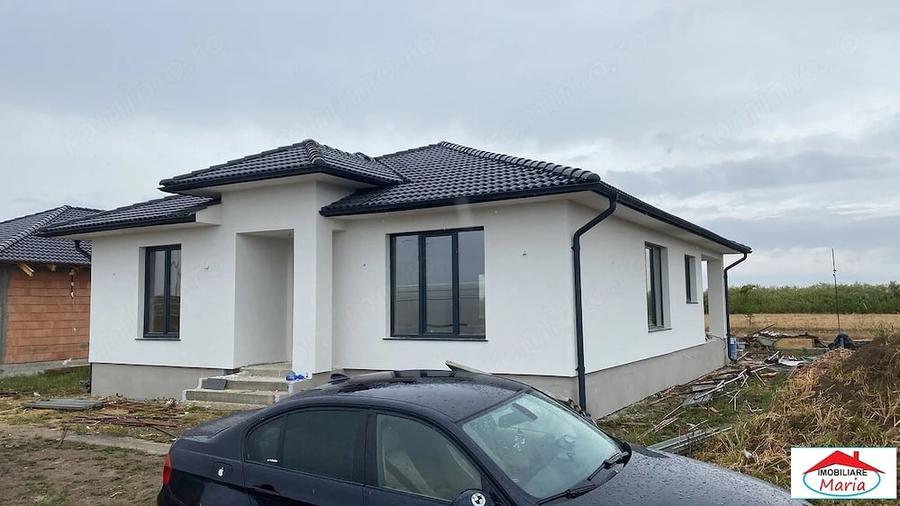Casă cu Teren 670 Mp în Central