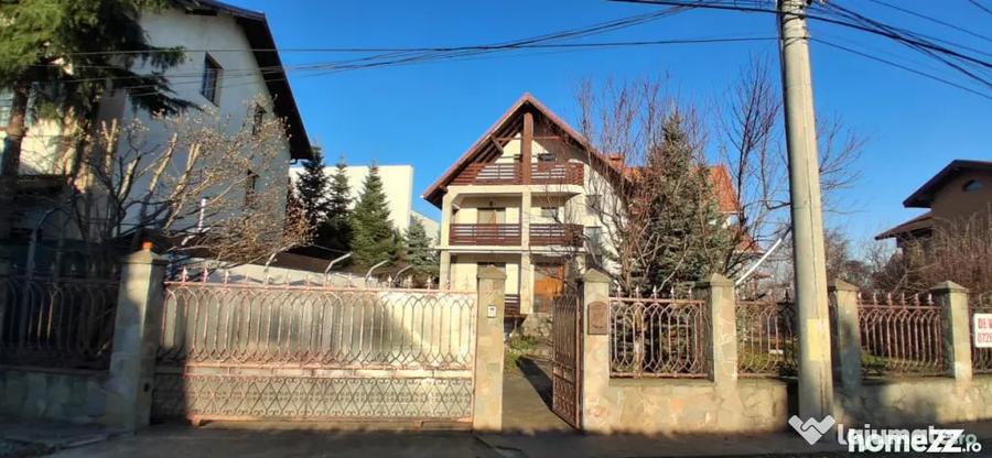 Casă cu 5 camere cu Teren 698 Mp în Albert
